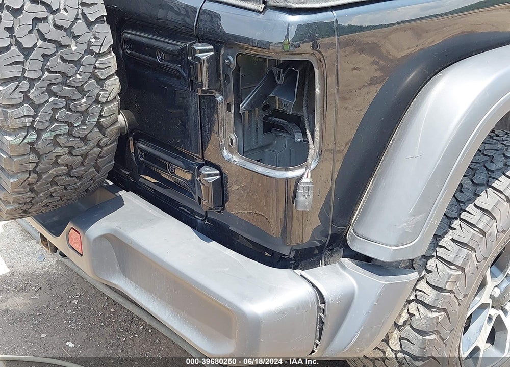 2018 JEEP WRANGLER UNLIMITED RUBICON 4X4 VIN: 1C4HJXFN4JW313773