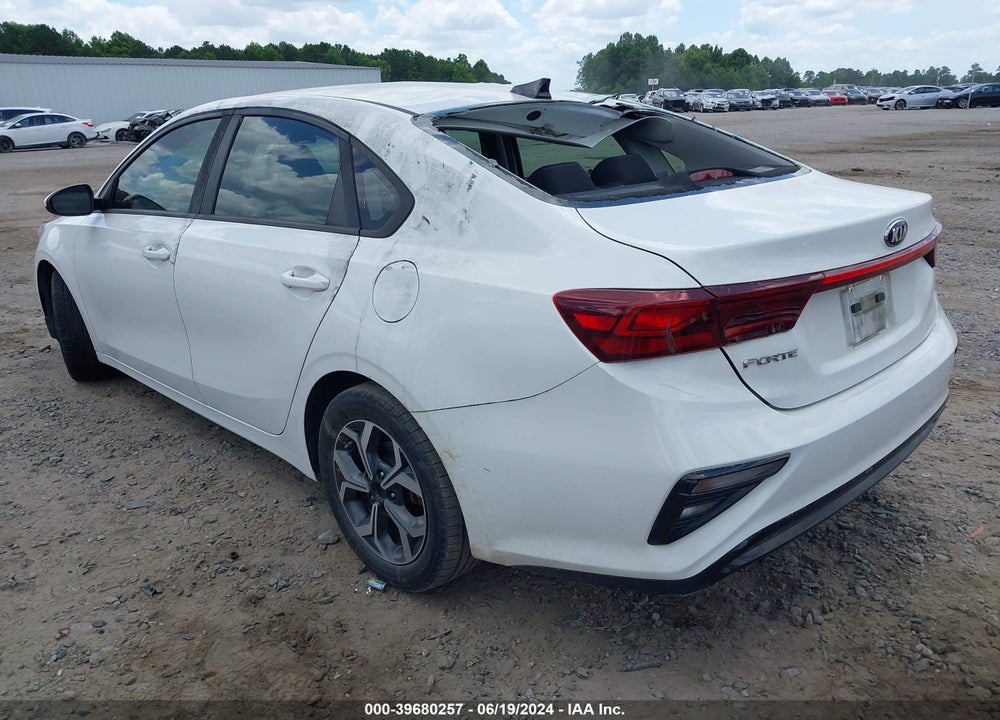 2019 KIA FORTE LXS VIN: 3KPF24AD8KE014428