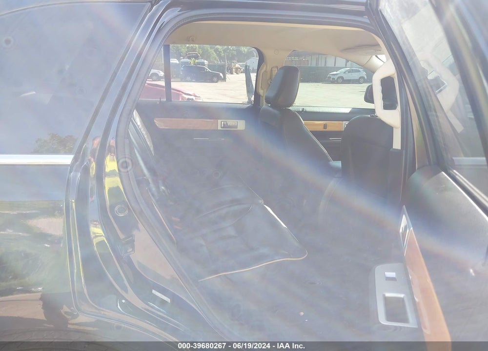 2010 LINCOLN MKX VIN: 2LMDJ6JC6ABJ11131