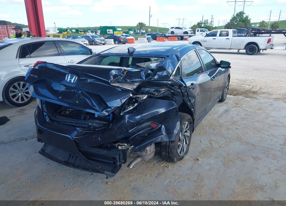 2018 HONDA CIVIC EX VIN: 2HGFC2F71JH586286