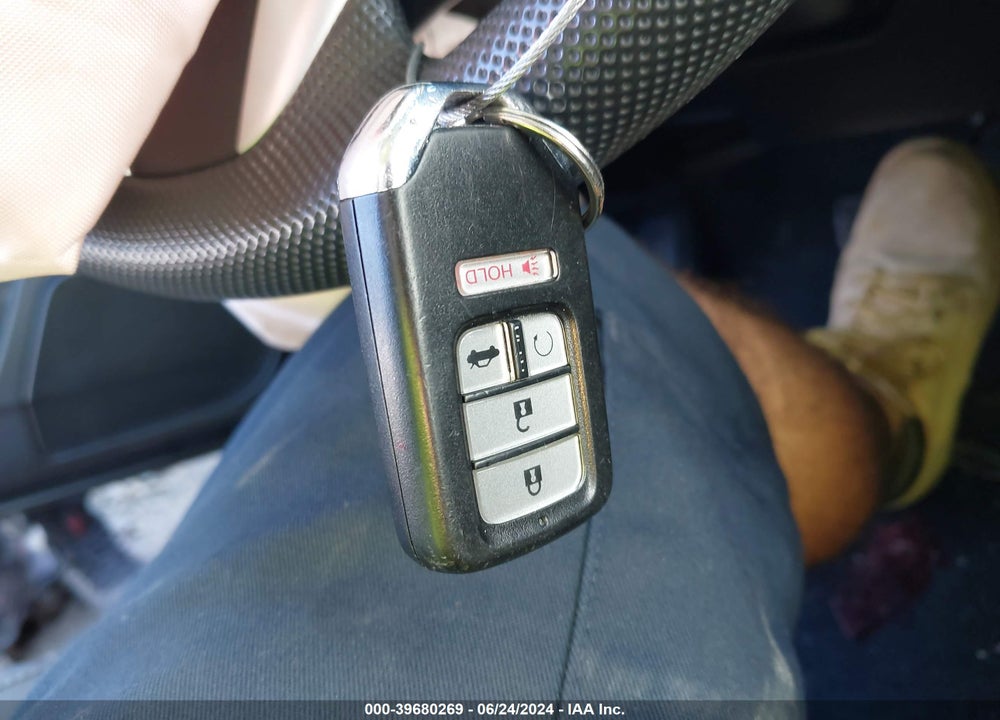 2018 HONDA CIVIC EX VIN: 2HGFC2F71JH586286