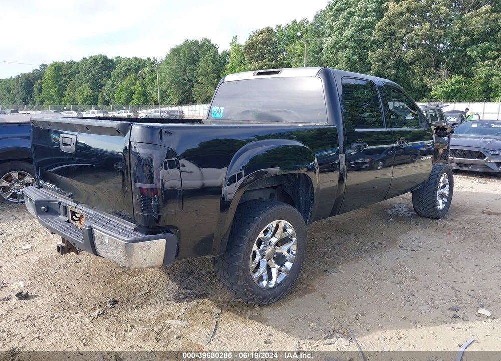 2008 GMC SIERRA 1500 SLT VIN: 2GTEK13JX81322932