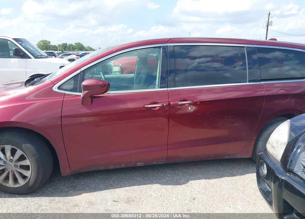 2018 CHRYSLER PACIFICA TOURING PLUS VIN: 2C4RC1FG1JR227763