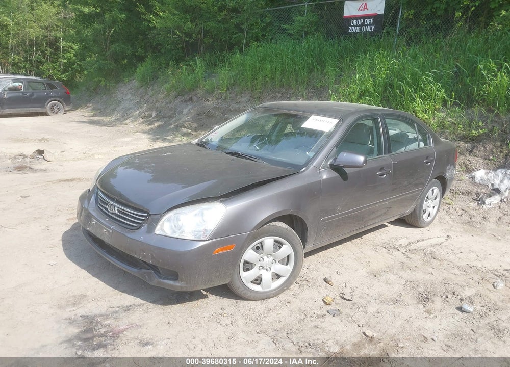 2008 KIA OPTIMA LX VIN: KNAGE123585257812