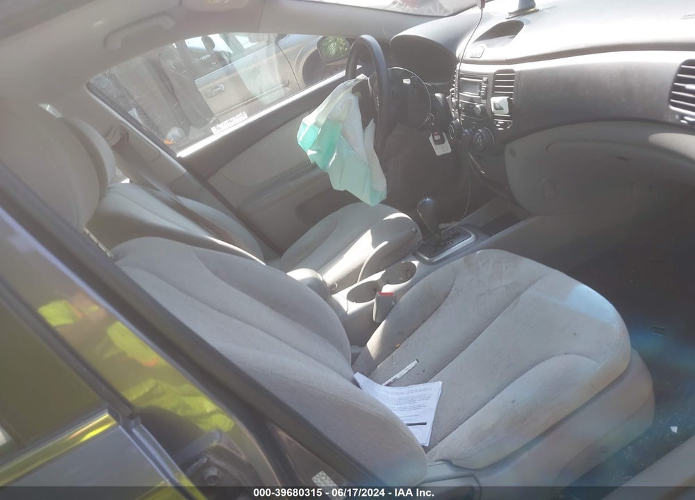 2008 KIA OPTIMA LX VIN: KNAGE123585257812