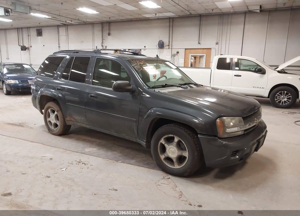 2007 CHEVROLET TRAILBLAZER LS VIN: 1GNDT13S772139463
