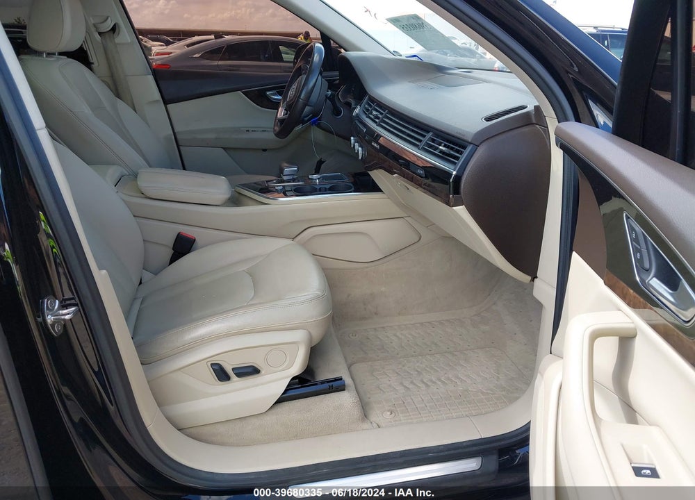 2017 AUDI Q7 2.0T PREMIUM VIN: WA1LHAF70HD048810