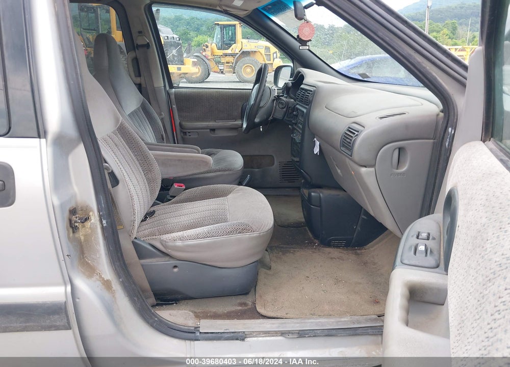 1999 CHEVROLET VENTURE VIN: 1GNDU03E7XD133362
