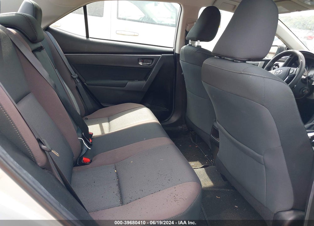 2018 TOYOTA COROLLA LE VIN: 5YFBURHE8JP847616