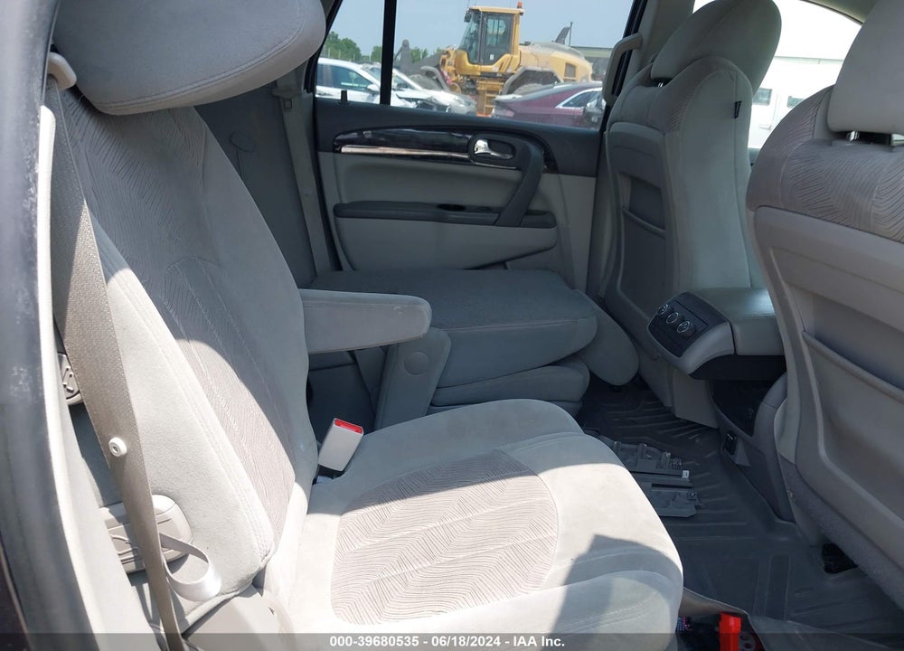 2016 BUICK ENCLAVE CONVENIENCE VIN: 5GAKRAKD4GJ155578