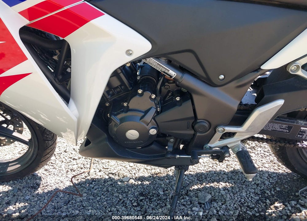 2013 HONDA CBR250 VIN: MLHMC4108D5304133