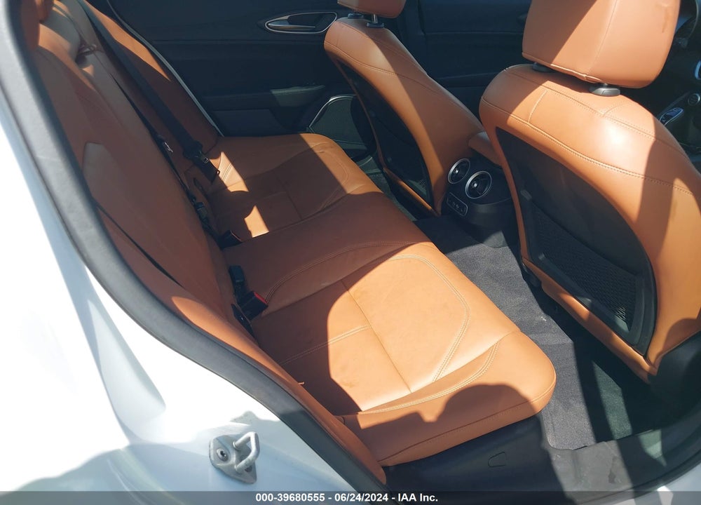 2022 ALFA ROMEO GIULIA TI RWD VIN: ZARFAMBNXN7666102
