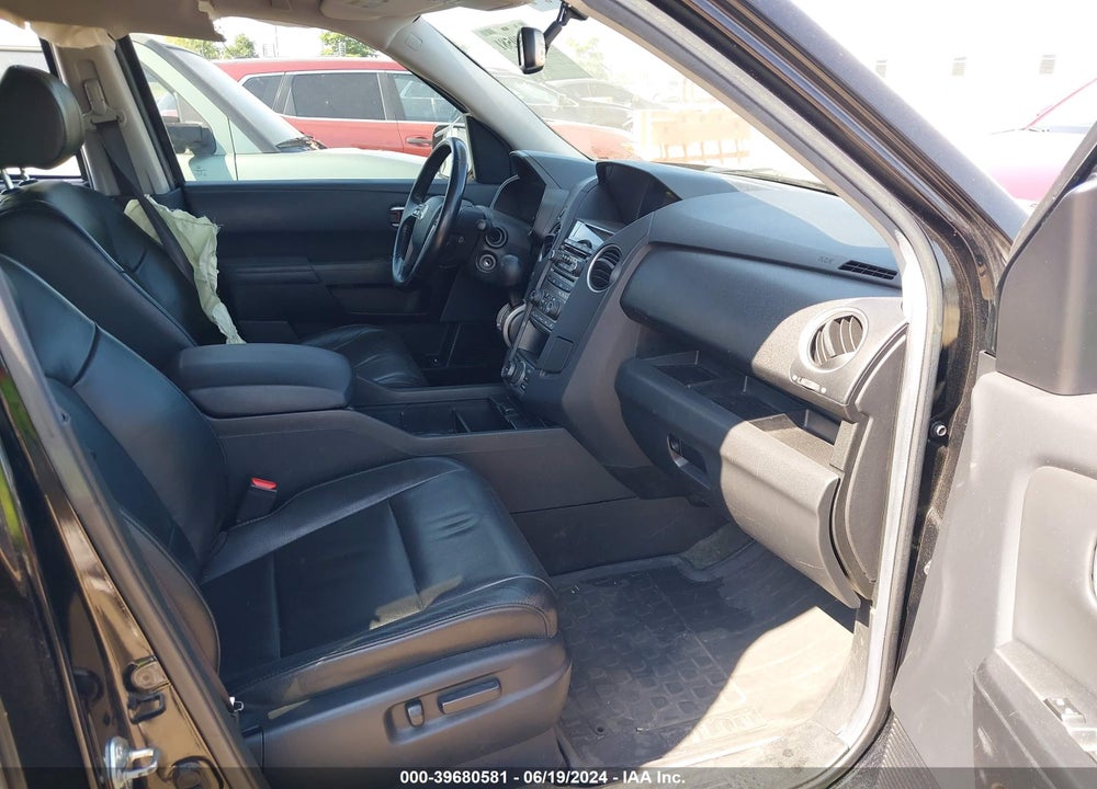 2013 HONDA PILOT TOURING VIN: 5FNYF4H91DB033060