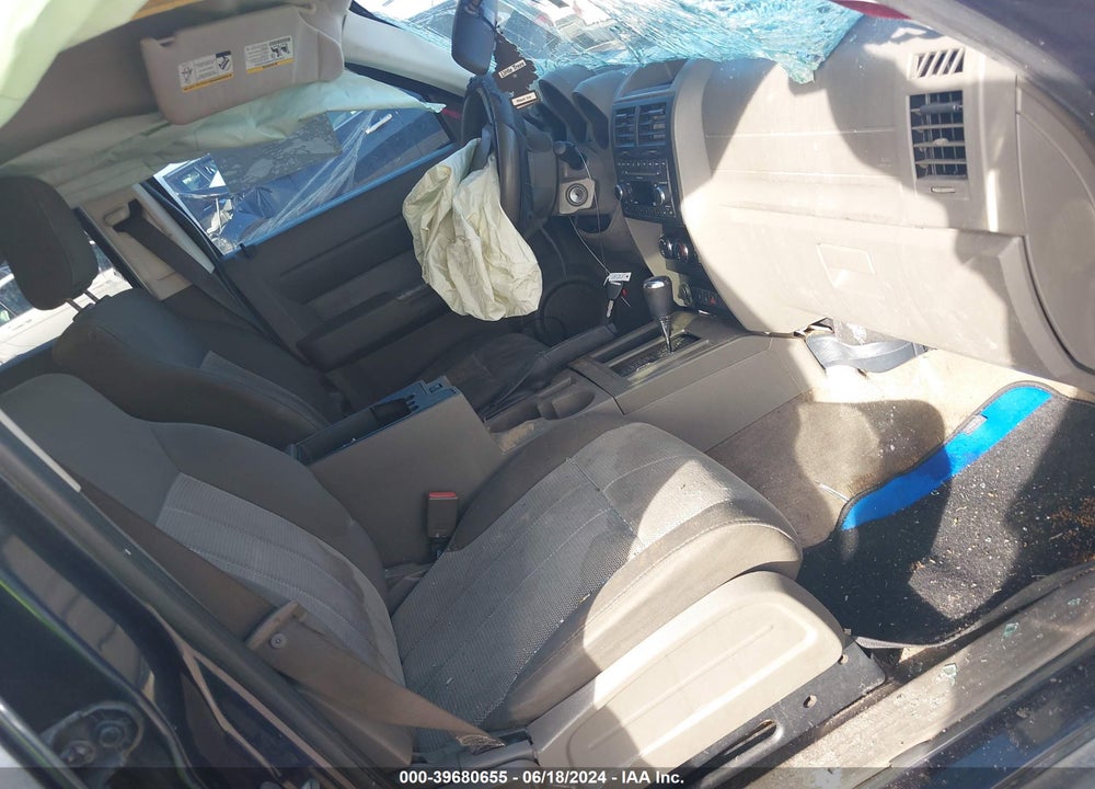 2008 DODGE NITRO SXT VIN: 1D8GT28K28W251135