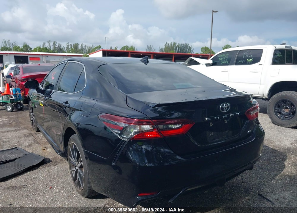 2021 TOYOTA CAMRY SE VIN: 4T1G11AK4MU520049