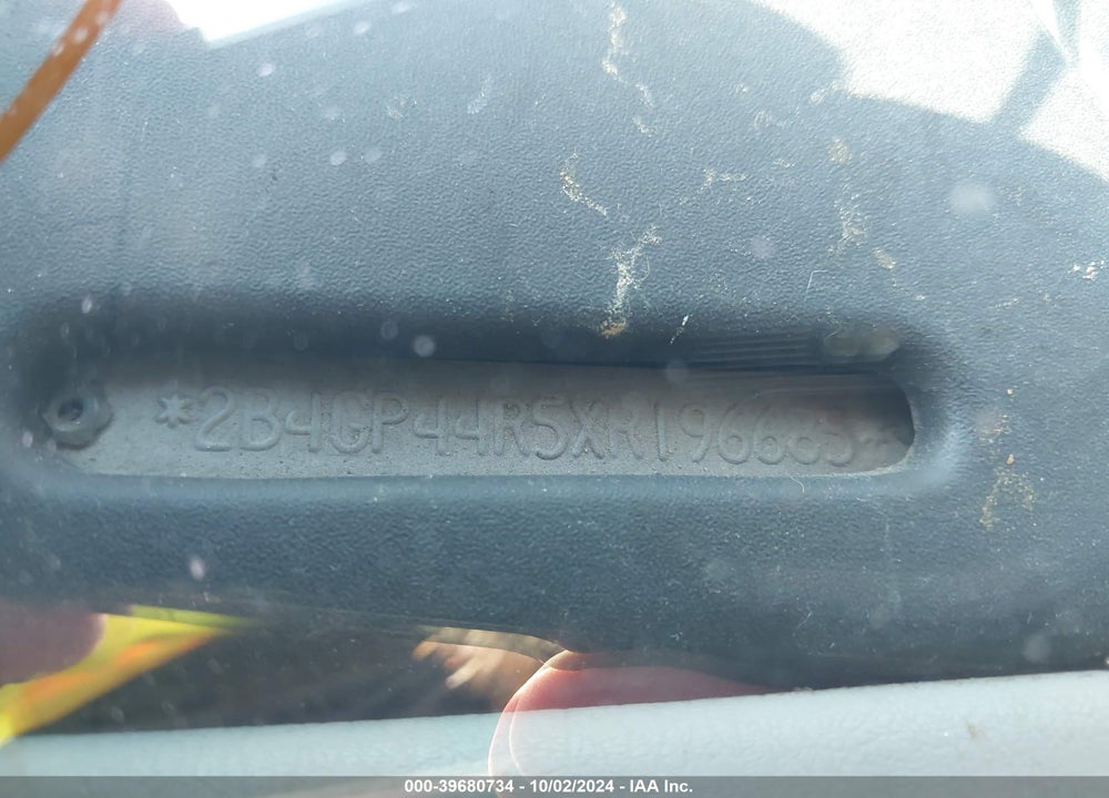 1999 DODGE GRAND CARAVAN SE VIN: 2B4GP44R5XR196685