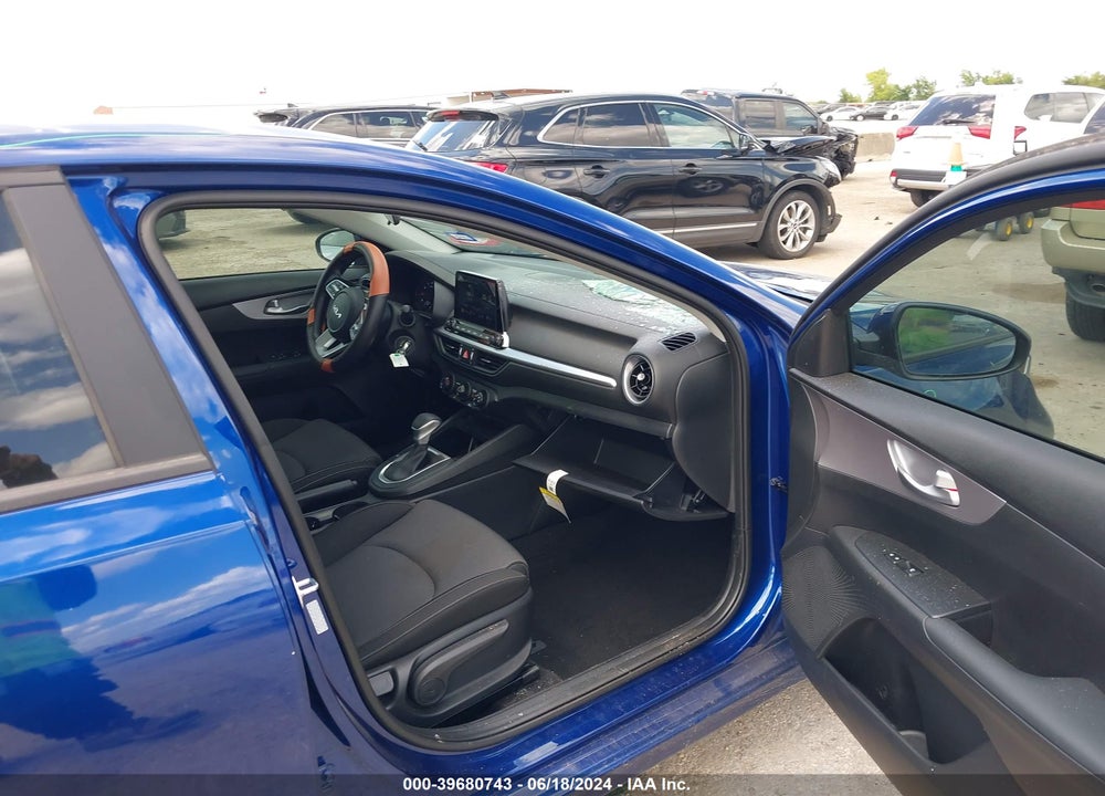 2024 KIA FORTE LXS VIN: 3KPF24AD3RE703593