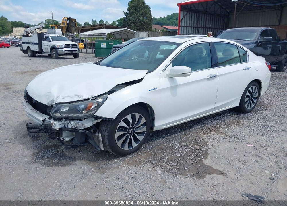 2015 HONDA ACCORD HYBRID EX-L VIN: 1HGCR6F57FA008285