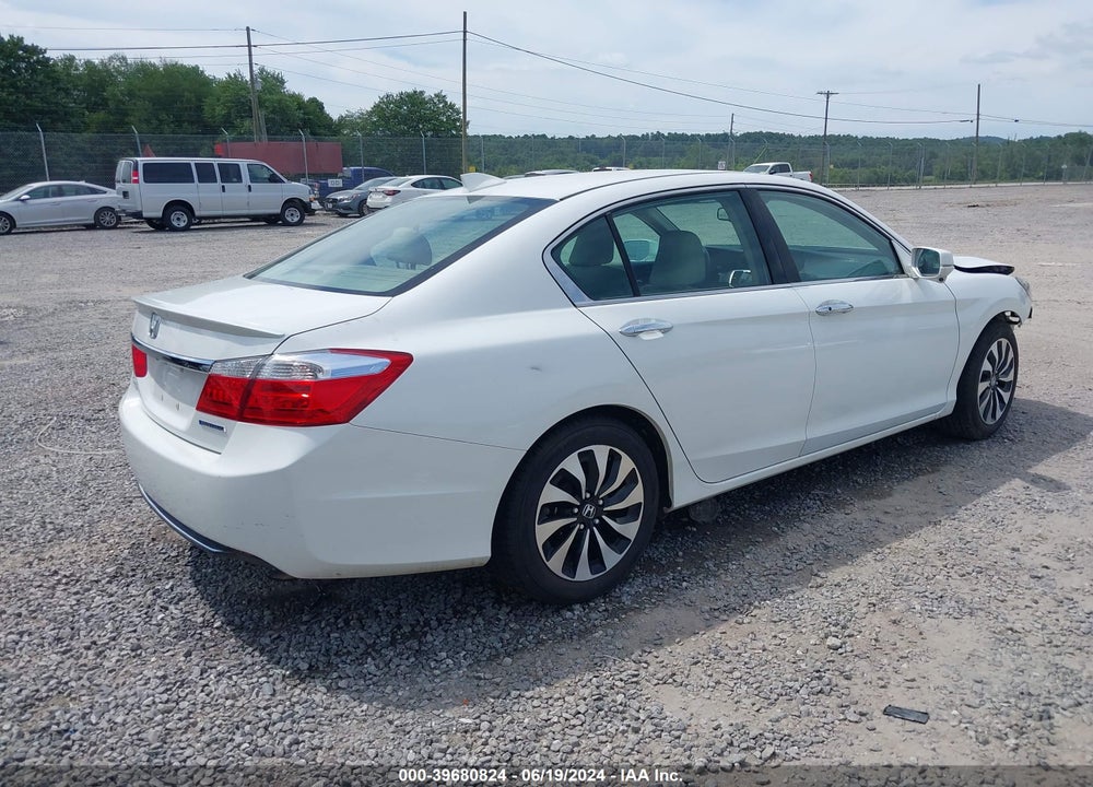 2015 HONDA ACCORD HYBRID EX-L VIN: 1HGCR6F57FA008285
