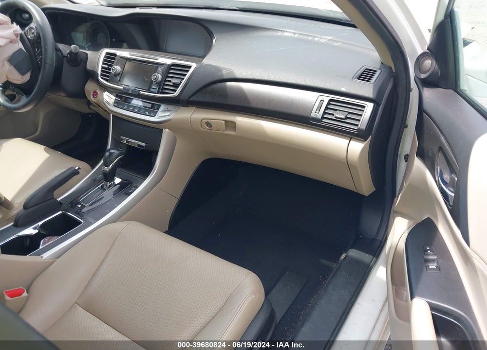 2015 HONDA ACCORD HYBRID EX-L VIN: 1HGCR6F57FA008285