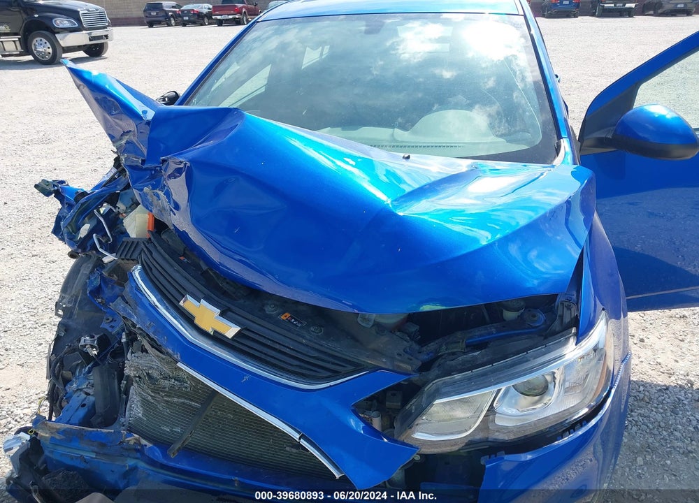 2019 CHEVROLET SONIC LT AUTO VIN: 1G1JD5SB2K4150040