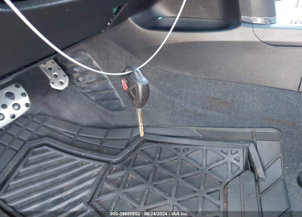 2010 TOYOTA CAMRY SE VIN: 4T1BF3EK3AU057074