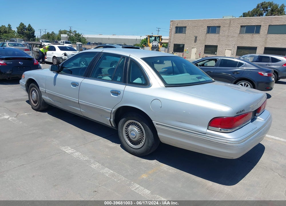 1997 FORD CROWN VICTORIA VIN: 2FALP73W9VX221712