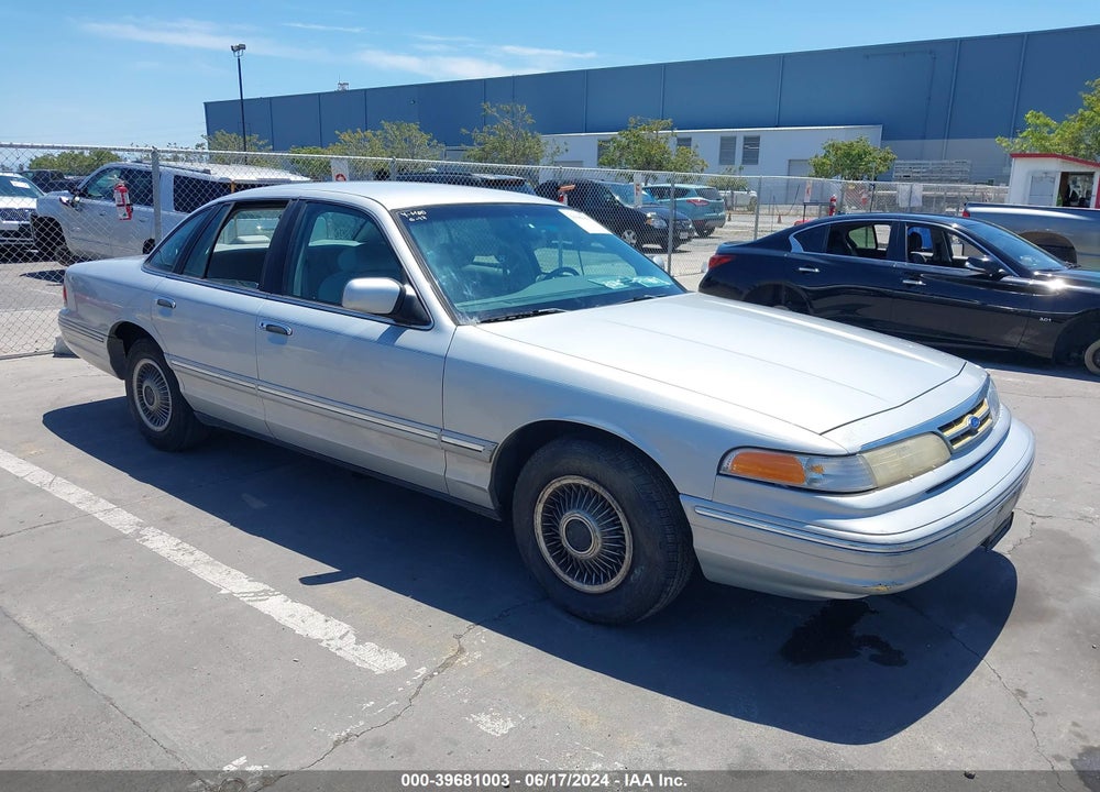 1997 FORD CROWN VICTORIA VIN: 2FALP73W9VX221712