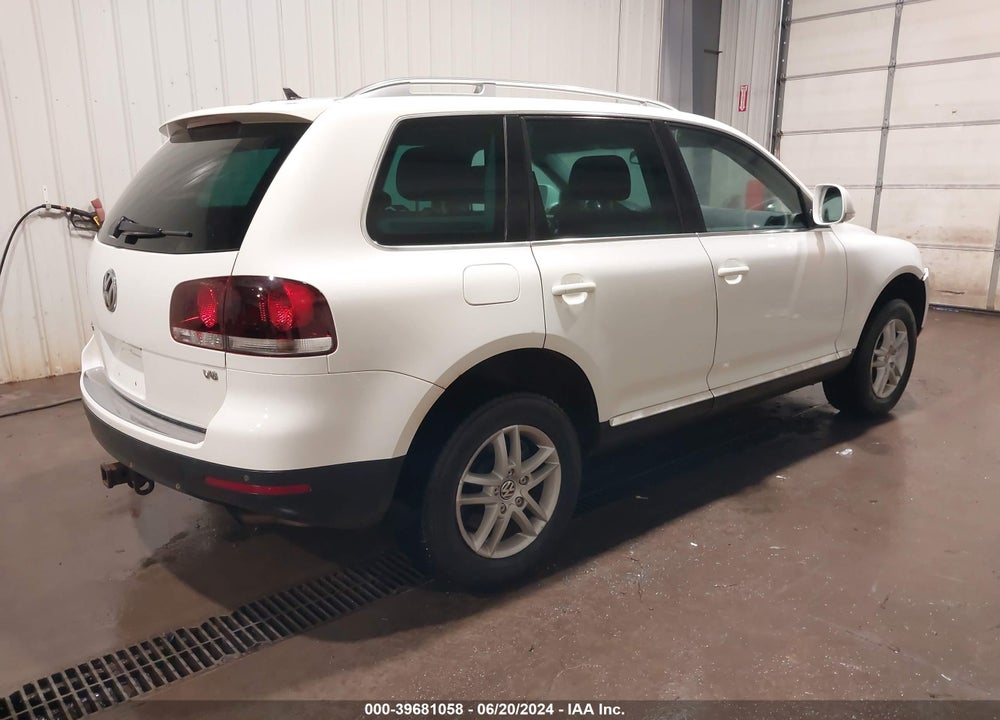 2008 VOLKSWAGEN TOUAREG 2 VR6 FSI VIN: WVGBE77L88D050437