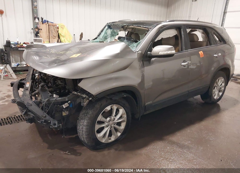 2014 KIA SORENTO EX V6 VIN: 5XYKUDA70EG549733