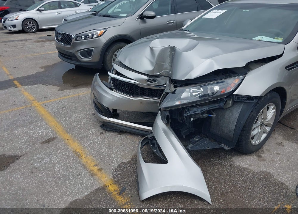 2011 KIA OPTIMA LX VIN: KNAGM4A79B5111610