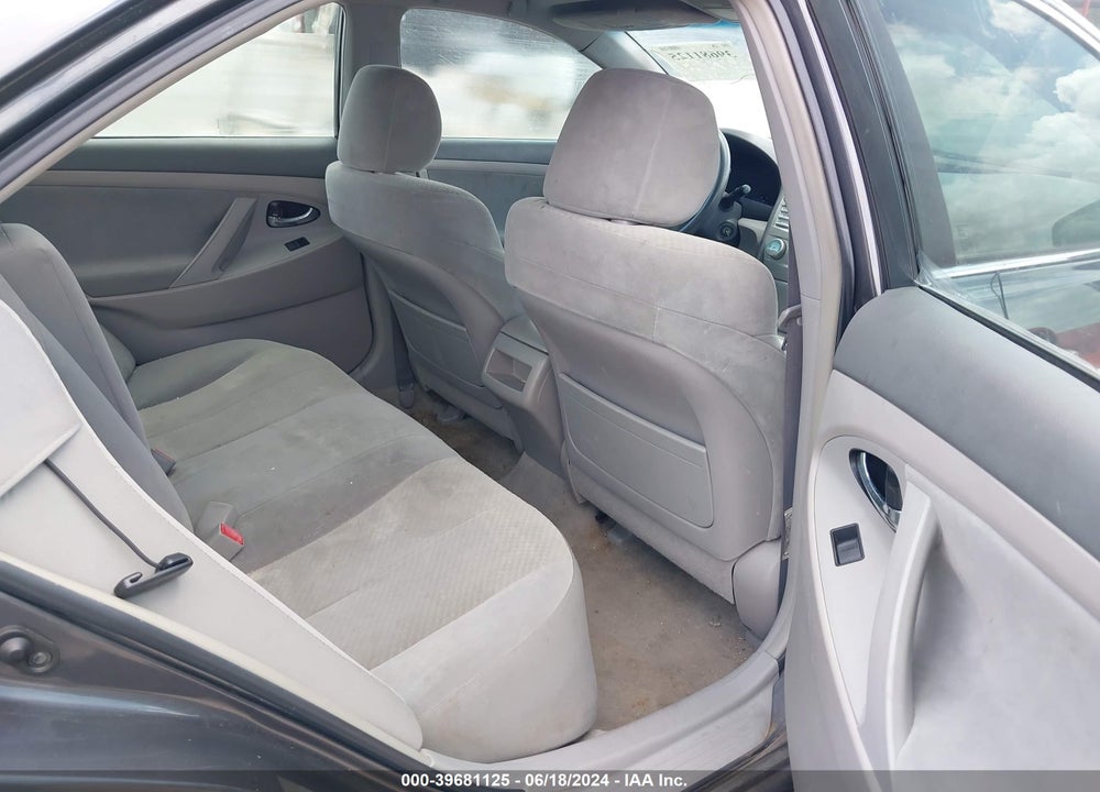 2009 TOYOTA CAMRY LE VIN: 4T1BE46K49U326086