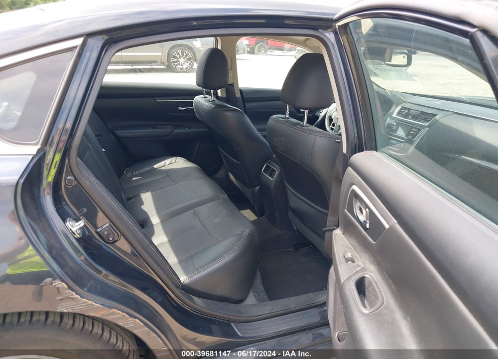 2017 NISSAN ALTIMA 2.5 SL VIN: 1N4AL3AP0HC269611