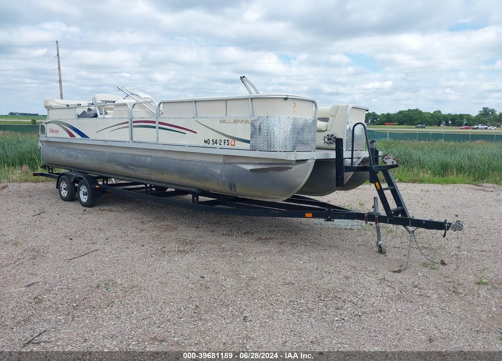 2004 ODYSSEY MILLENIUM PONTOON BOAT VIN: FRUA8745J304