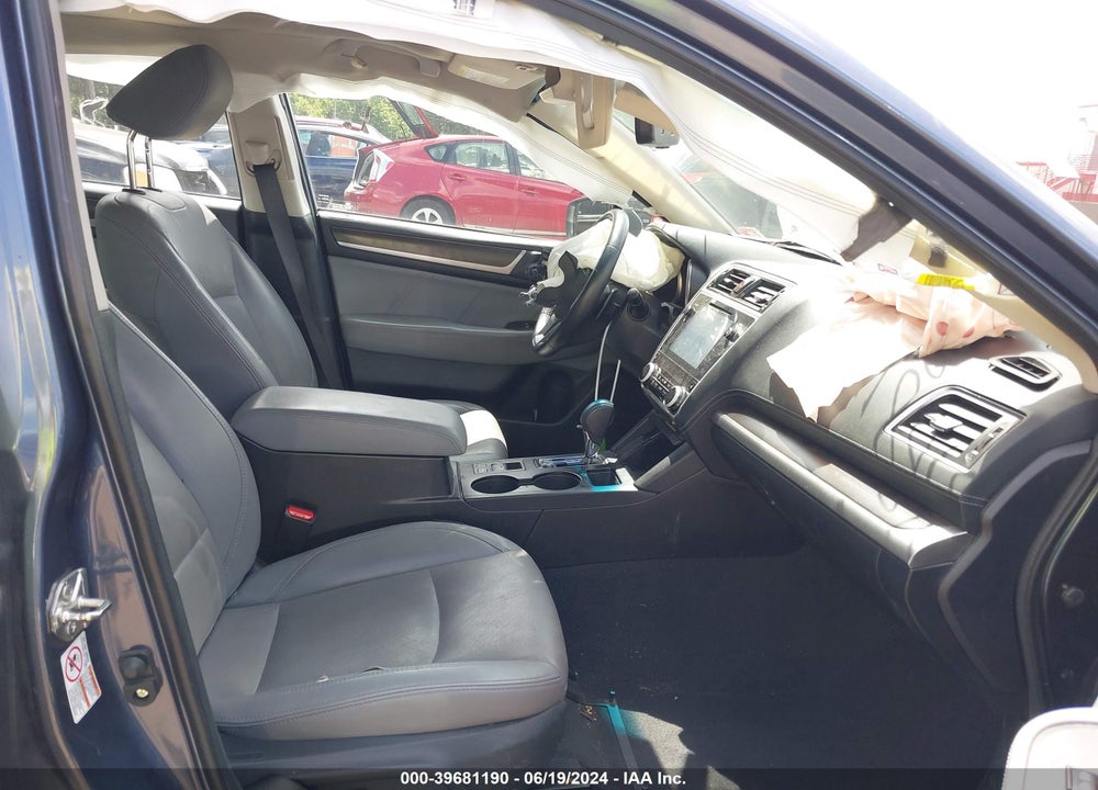 2018 SUBARU LEGACY 2.5I LIMITED VIN: 4S3BNAN63J3021857