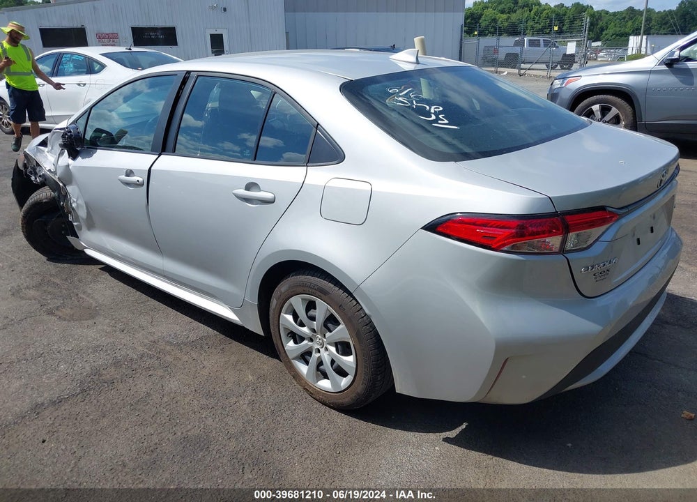 2022 TOYOTA COROLLA LE VIN: 5YFEPMAE0NP390260