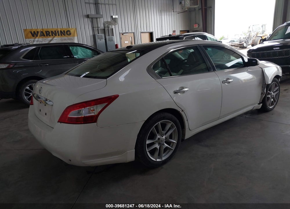 2009 NISSAN MAXIMA 3.5 SV VIN: 1N4AA51E69C819217