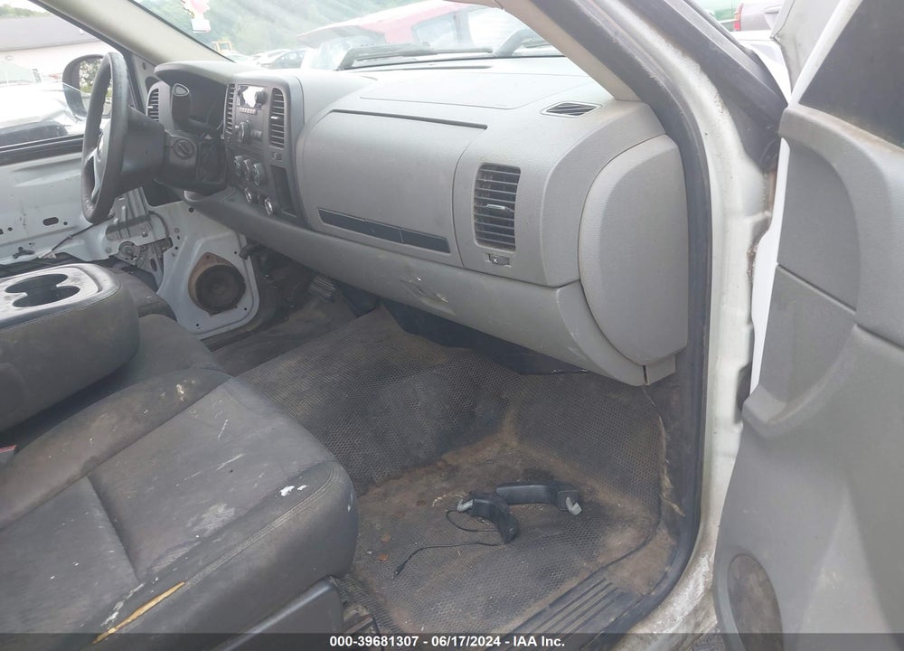 2011 CHEVROLET SILVERADO 1500 WORK TRUCK VIN: 1GCNCPEXXBZ129745
