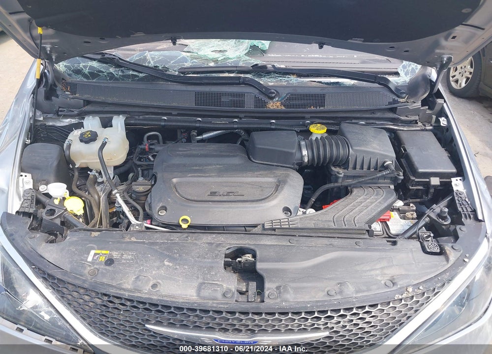 2020 CHRYSLER VOYAGER LX VIN: 2C4RC1CGXLR190235