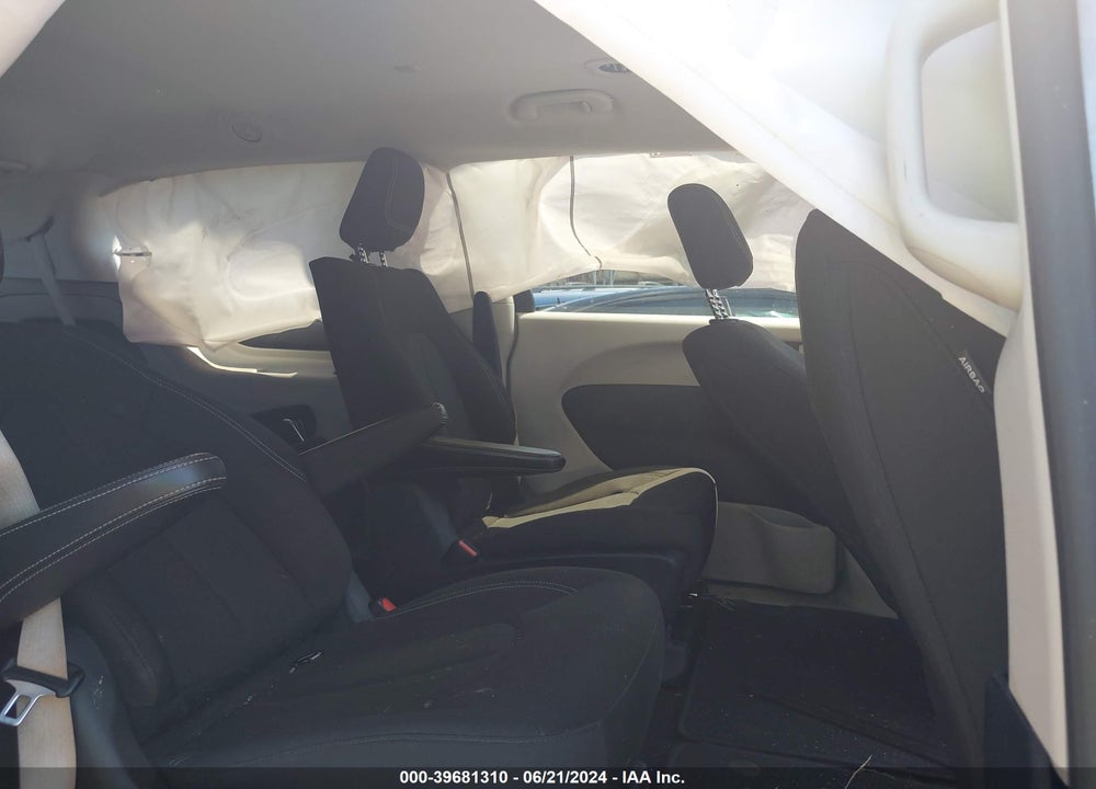 2020 CHRYSLER VOYAGER LX VIN: 2C4RC1CGXLR190235