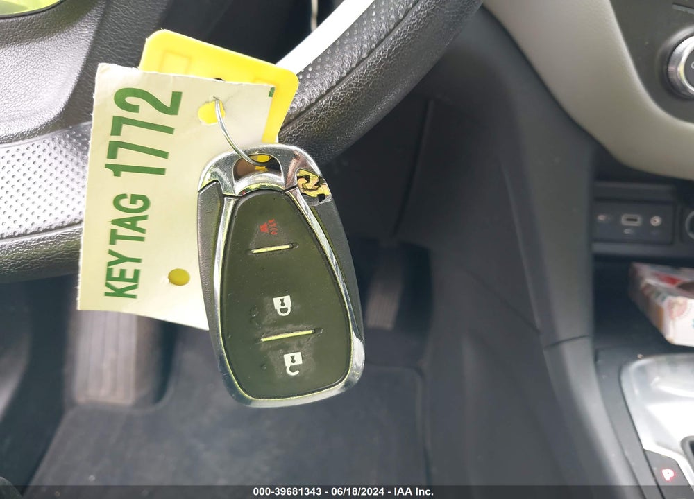 2020 CHEVROLET EQUINOX FWD LS VIN: 3GNAXHEV5LS646433
