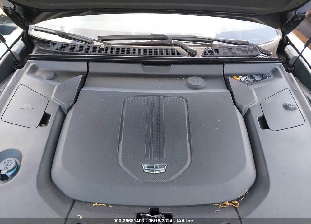 2024 CADILLAC LYRIQ LUXURY W/1SC VIN: 1GYKPPRL8RZ103888