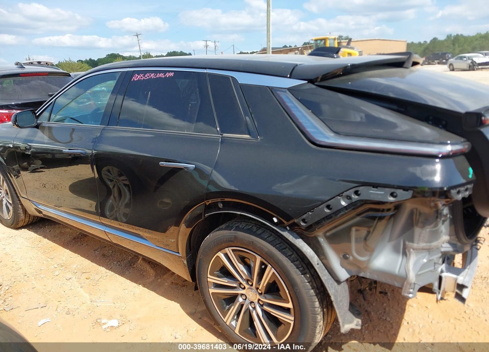 2024 CADILLAC LYRIQ LUXURY W/1SC VIN: 1GYKPPRL8RZ103888