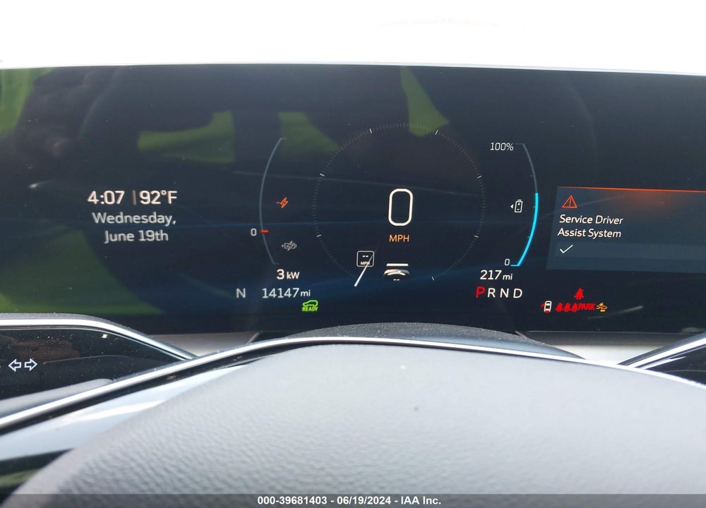 2024 CADILLAC LYRIQ LUXURY W/1SC VIN: 1GYKPPRL8RZ103888