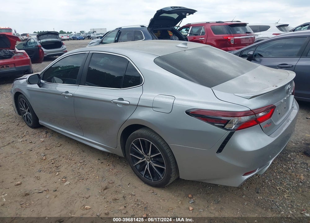 2022 TOYOTA CAMRY SE VIN: 4T1G11AK0NU638827
