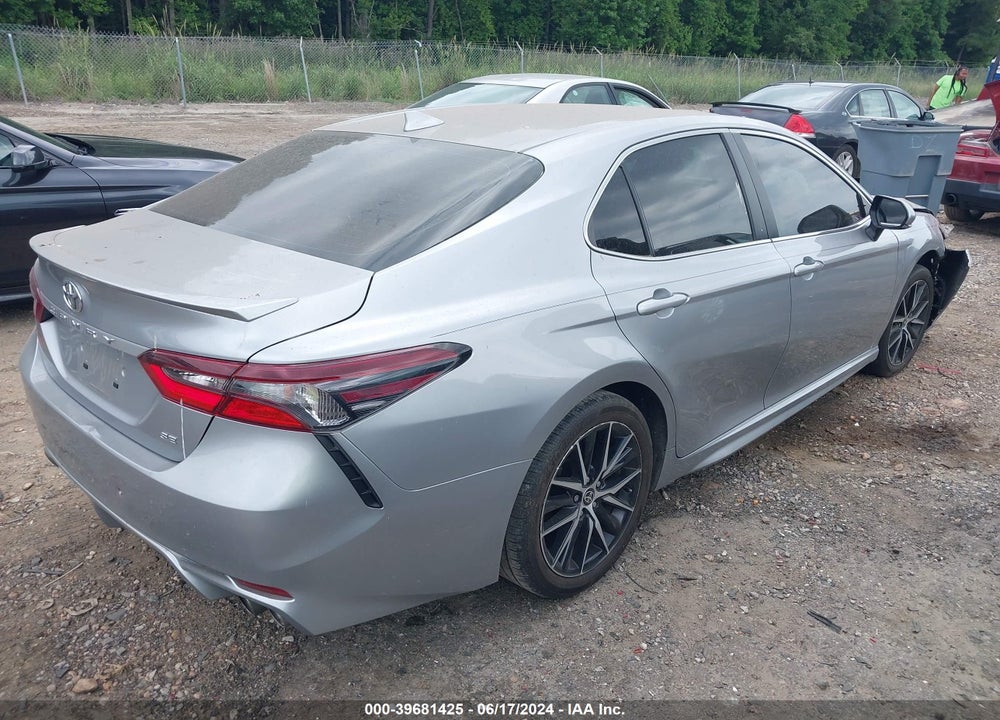 2022 TOYOTA CAMRY SE VIN: 4T1G11AK0NU638827
