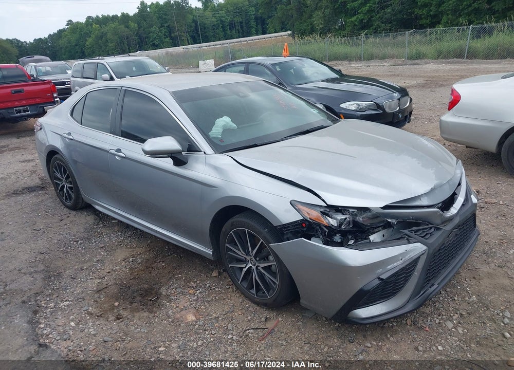 2022 TOYOTA CAMRY SE VIN: 4T1G11AK0NU638827