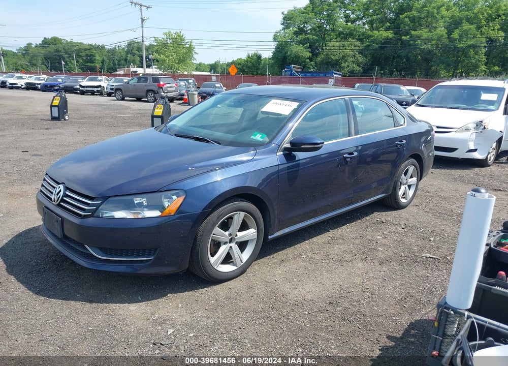 2012 VOLKSWAGEN PASSAT 2.5L SE VIN: 1VWBP7A33CC087835