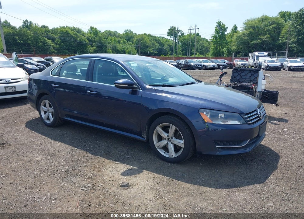 2012 VOLKSWAGEN PASSAT 2.5L SE VIN: 1VWBP7A33CC087835