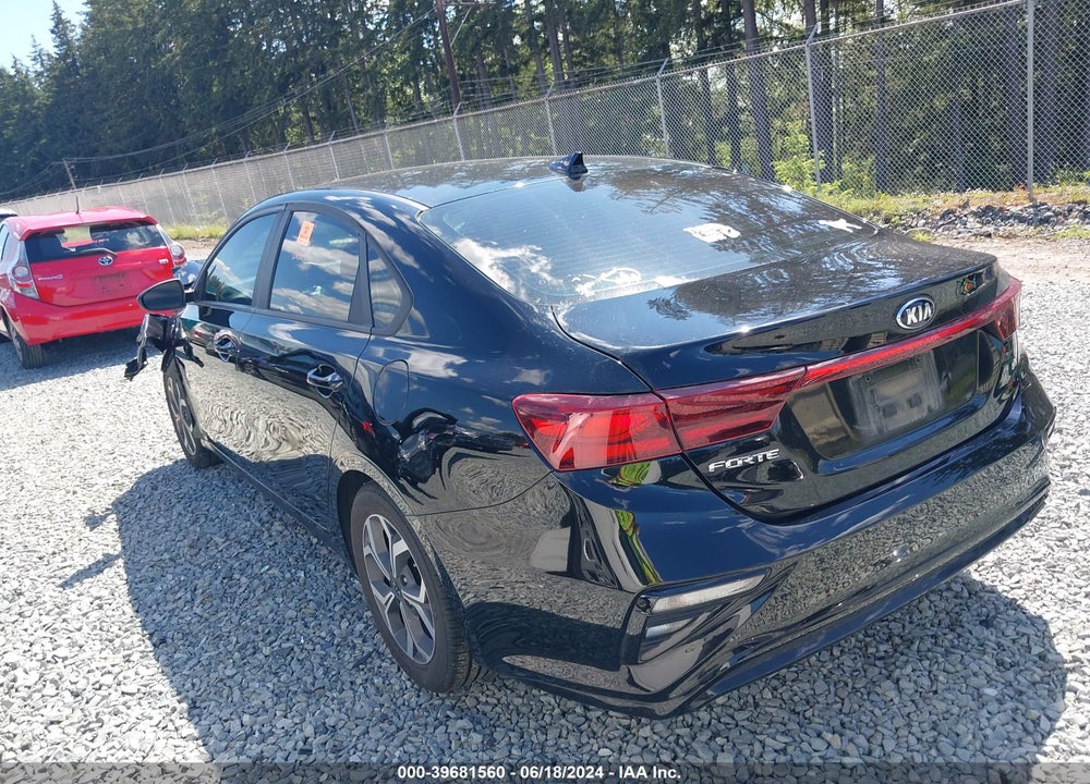 2019 KIA FORTE LXS VIN: 3KPF24AD7KE089282
